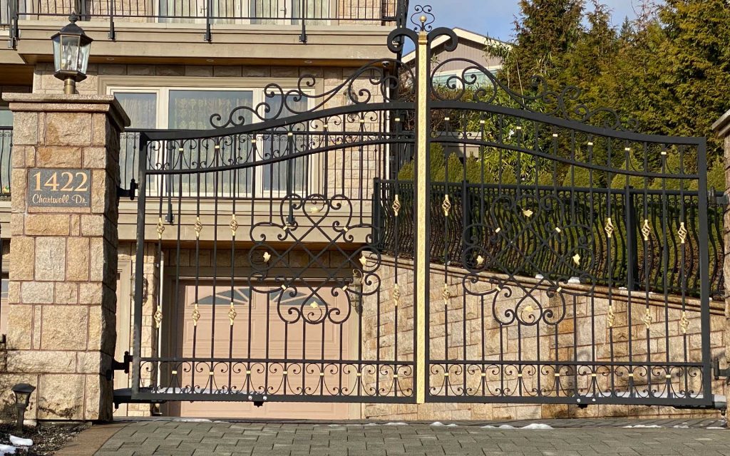 Top Reasons Why You Should Choose Wrought Iron Gates Riverside